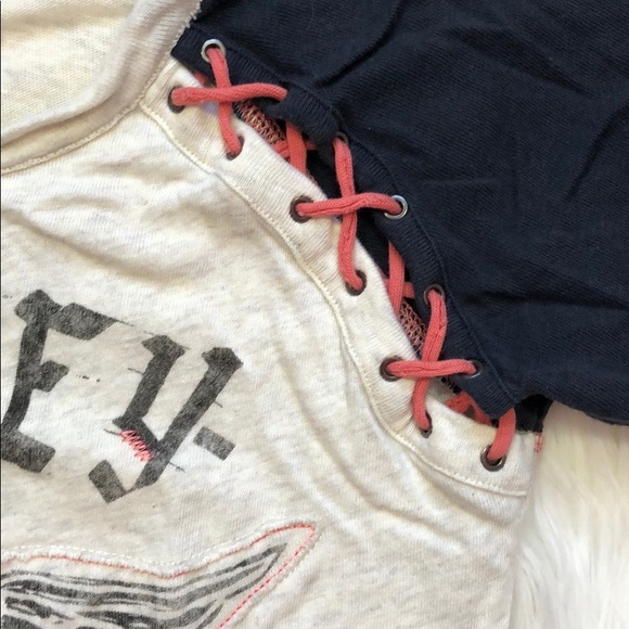 Harley Davidson Logo Criss Cross Tee - Picture 5 of 7